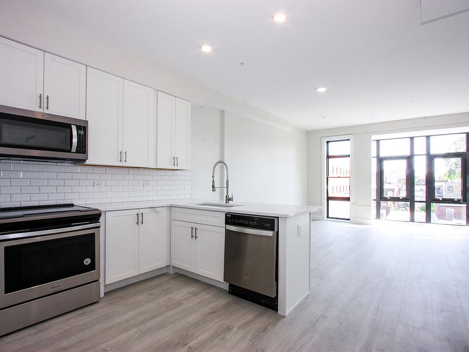 1st image of 141 Newark Ave #3