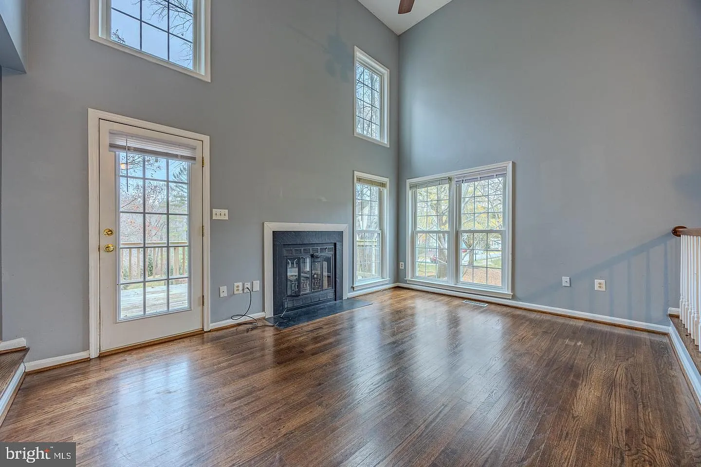 4 bed, 3.5 bath, 2584 sqft, $3,850 — Photo 4