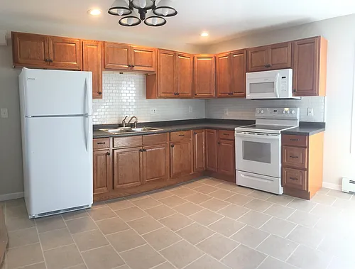 13 Dyer St #C Photo 1