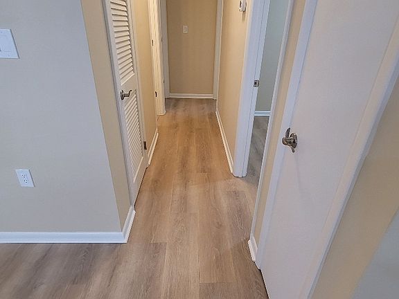 4th image of 26 Sandyhook Rd