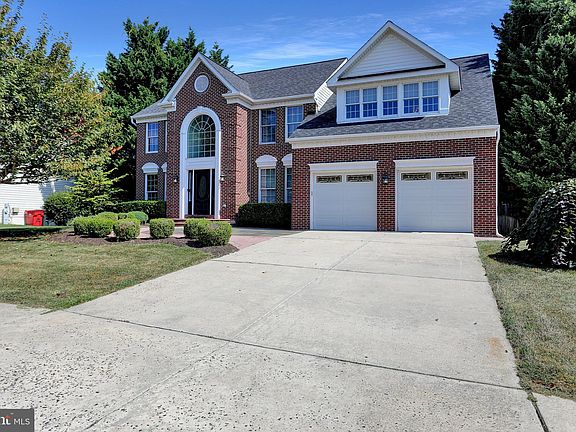 3rd image of 709 Cambry Dr