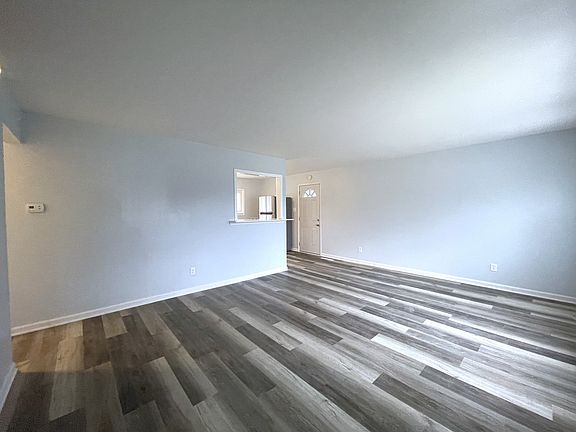 4th image of 4054 Barnor Dr
