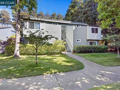 68 Emery Bay Dr, Emeryville, CA, 94608