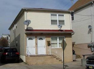 262 Washington St, Perth Amboy, NJ 08861