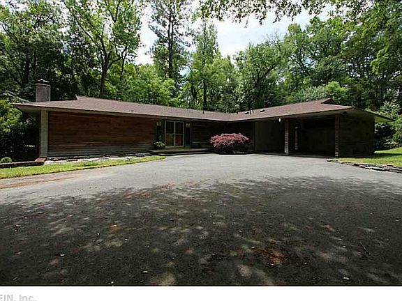 4th image of 30 Oakland Dr
