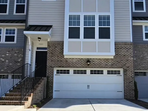 1025 Lathrop Ln, Apex, NC 27523