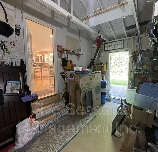 70 Pleasant Ave — Photo 45