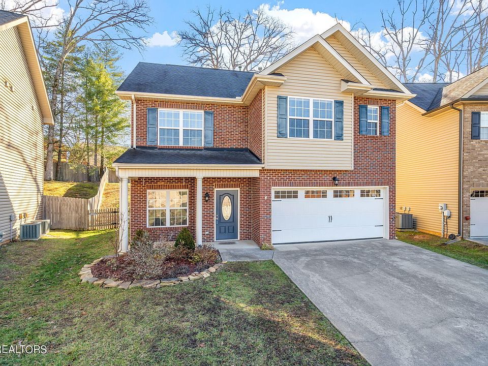 1st image of 952 Vicar Ln