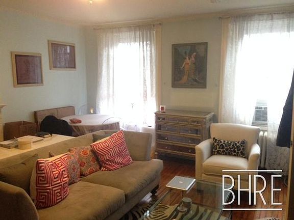 2nd image of 133 Henry St APT 7
