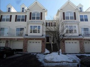 12 Elco Ct, Bayonne, NJ 07002