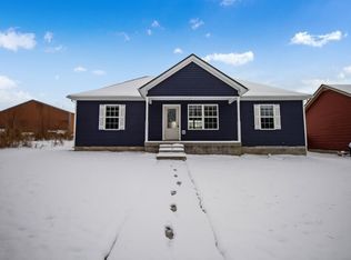 200 Meadow Ln, Oak Grove, KY 42262