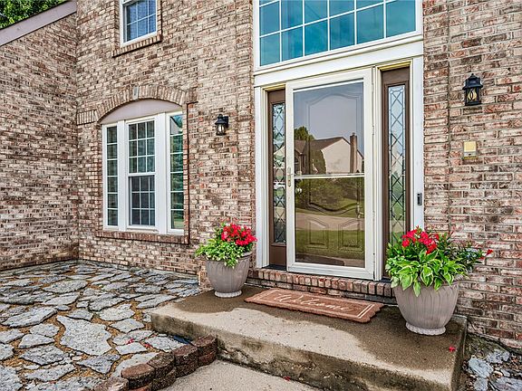 3rd image of 2125 Deer Meadow Dr