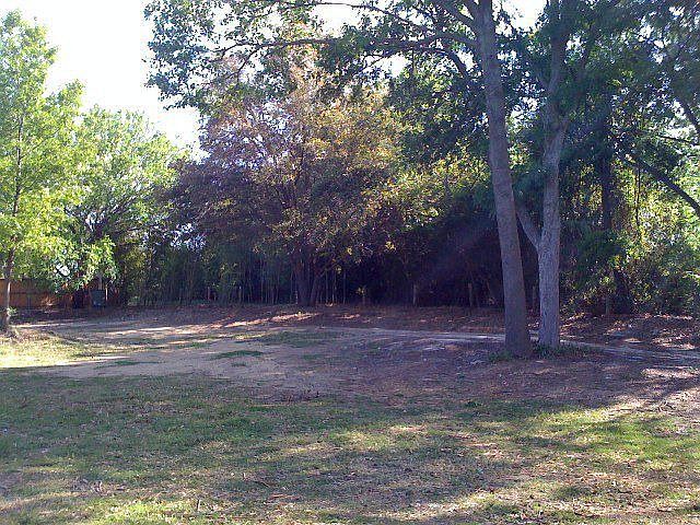 2nd image of 517 Christi Ln