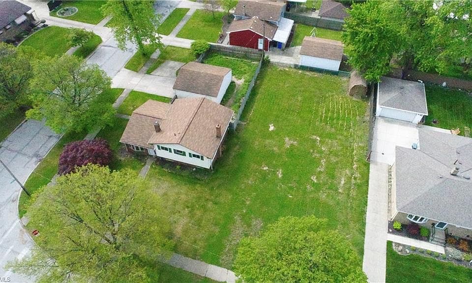 1st image of 14205 Park Dr