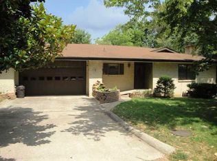 401 Odell Pl, Green Forest, AR 72638