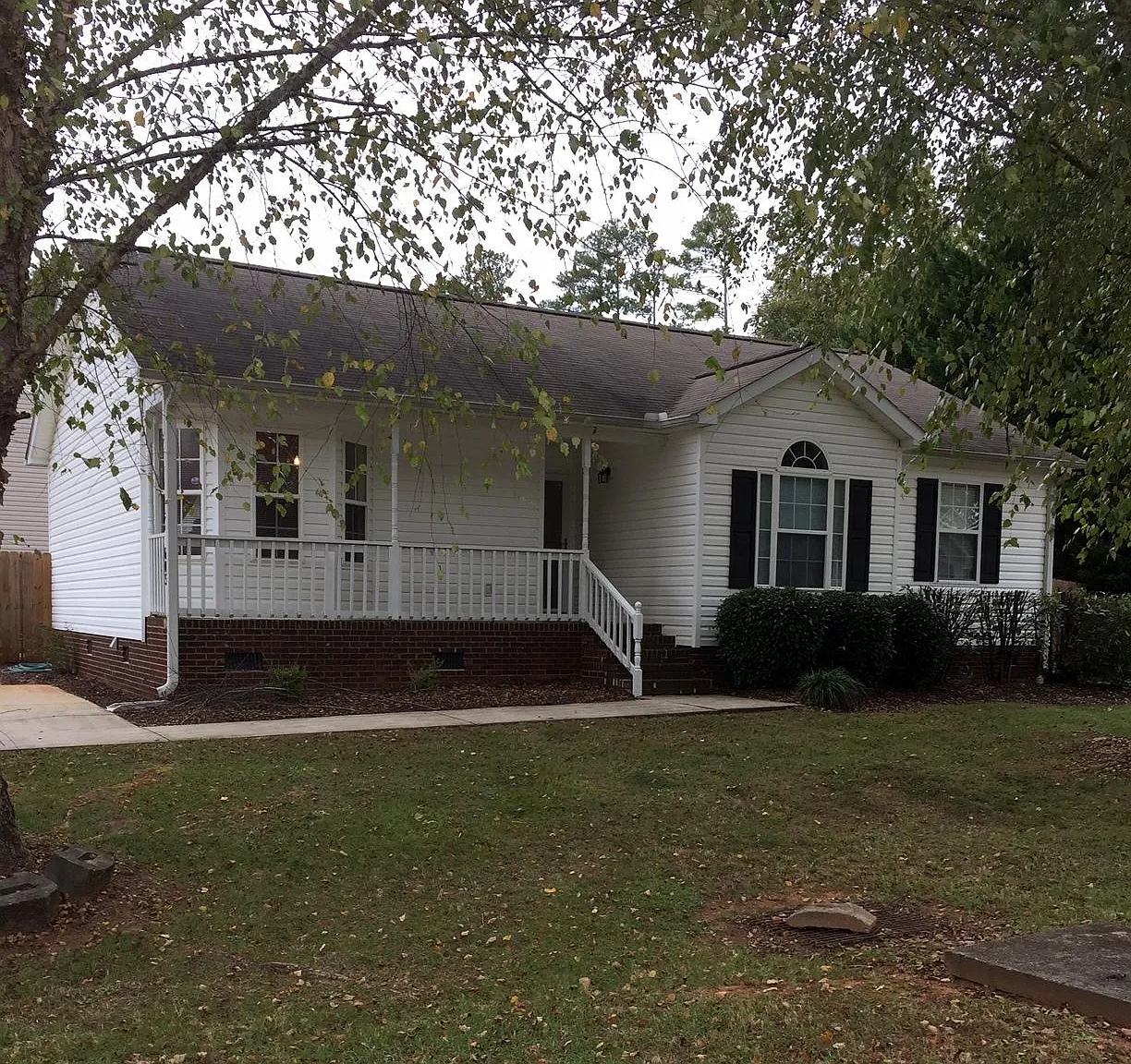 3 bed, 1500 sqft, $1,695 — Photo 1