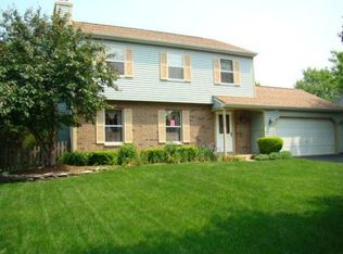 1516 Ronzheimer Ave, St Charles, IL 60174