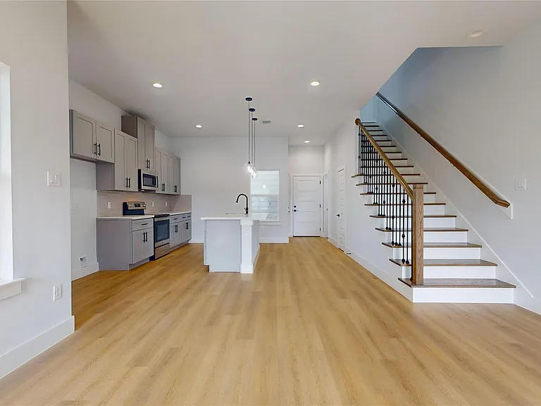 12260 Kirkgard — Photo 4