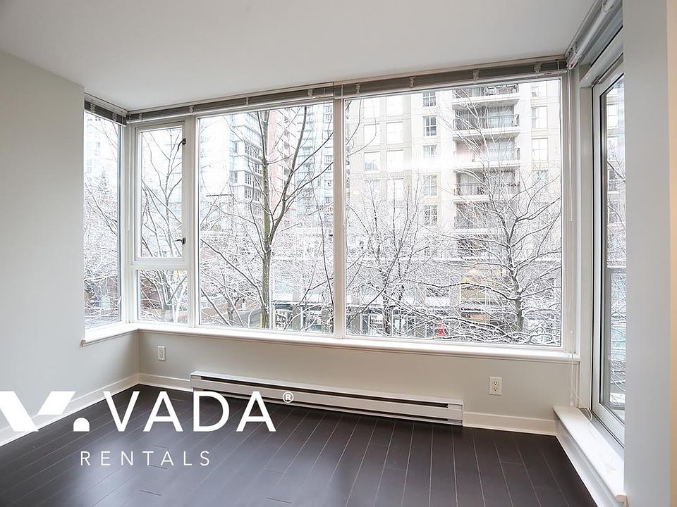 1st image of 1001 Richards St #302