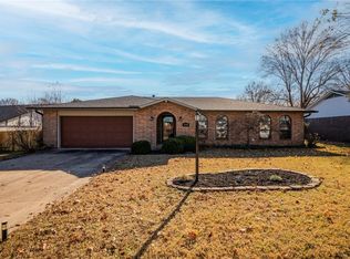 1419 Overo Cir, Springdale, AR 72762