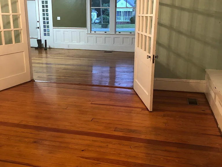 313 S Main St — Photo 10