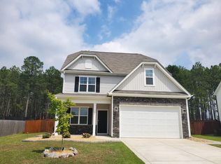 135 Cromwell Ct, Raeford, NC 28376