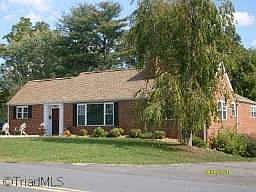 2nd image of 536 Country Club Rd