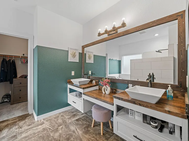 18210 Juniper Creek Ln — Photo 19