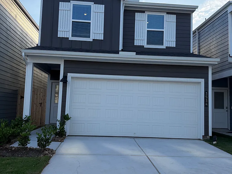 3534 Adelie Ln — Photo 1