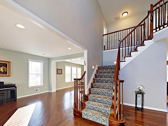 5th image of 1184 Coughlin St