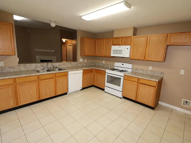 5911 S Brenwood Dr — Photo 7