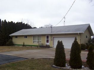 2441 E Murphy Woods Rd, Beloit, WI 53511