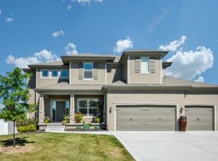 1321 NE Country Ln, Lees Summit, MO 64086