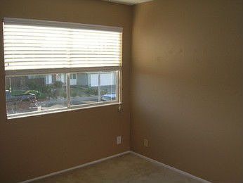 4th image of 213 Plantation Way