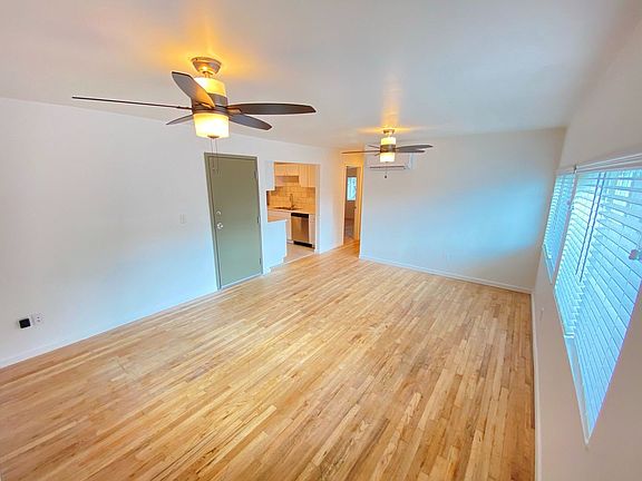 5th image of 3024 Potomac St #4