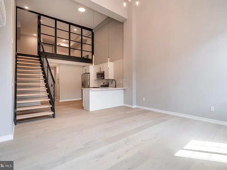 719 Dickinson St #2B — Photo 7