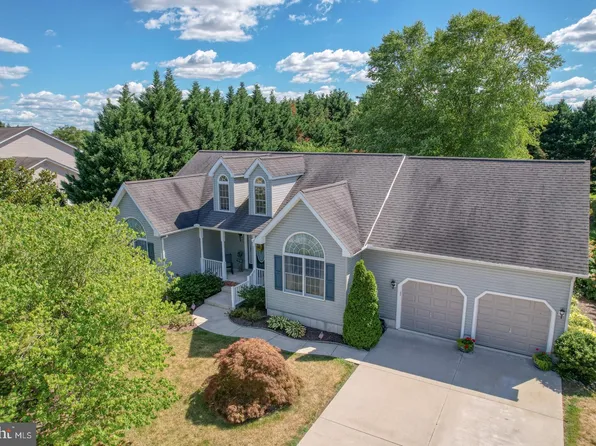 43 Chestnut Ridge Dr, Magnolia, DE 19962