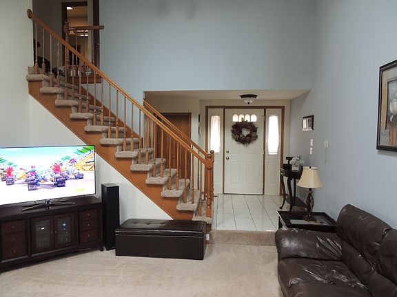 3rd image of 7620 W 158th Ct