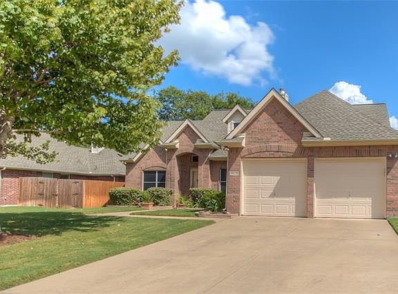 3rd image of 1422 Eastedge Dr