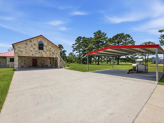 2nd image of 13480 Craigen Rd