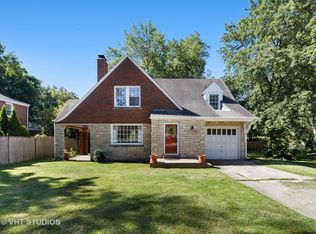 40 E 55th St, Hinsdale, IL 60521