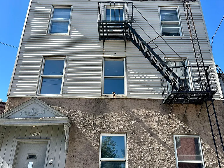 171 Van Winkle Ave #2F — Photo 10