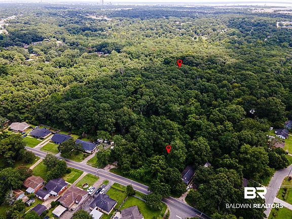 3rd image of 975 Norton Ln