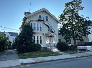 76 Olive St #2R, Pawtucket, RI 02860