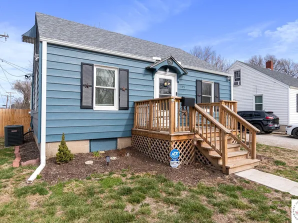 115 W Rogers St, Clinton, MO 64735