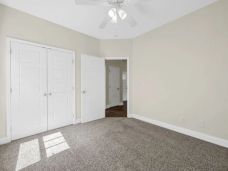 1140 Eagles Bluff Dr — Photo 23