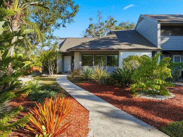 3205 Golden Eagle Ln, Sarasota, FL 34231