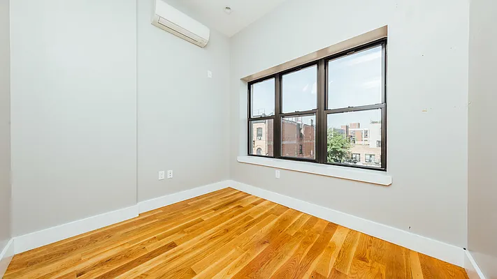 Rented by Nooklyn NYC LLC | media 12