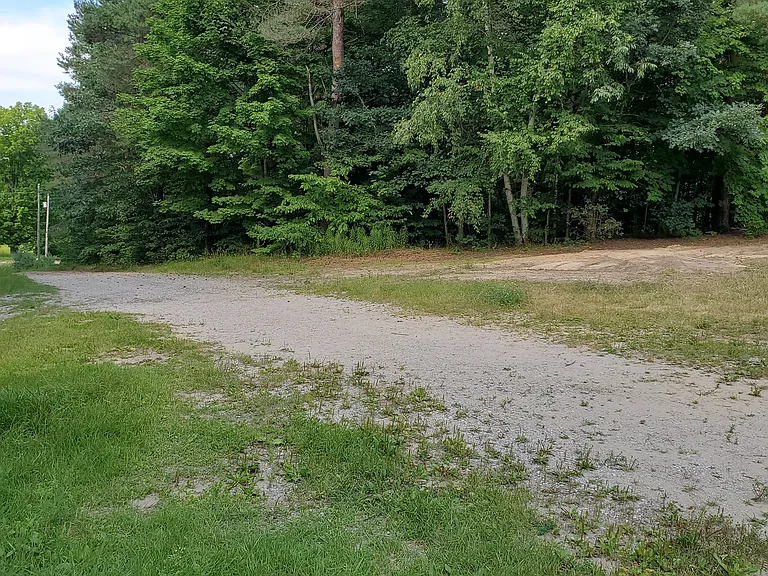 11804 Cedar Creek Rd — Photo 2