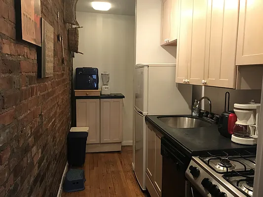 Rented by Douglas Elliman | media 3